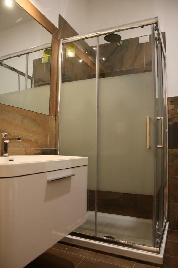 Trastevere Luxury Flat Rome Bagian luar foto