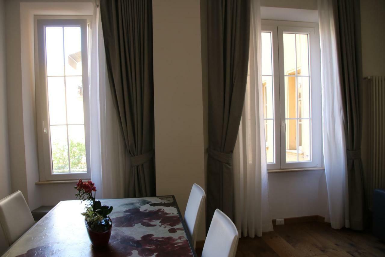 Trastevere Luxury Flat Rome Bagian luar foto